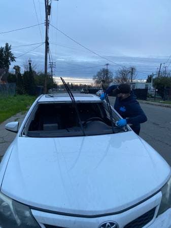 Rear windshield replacement